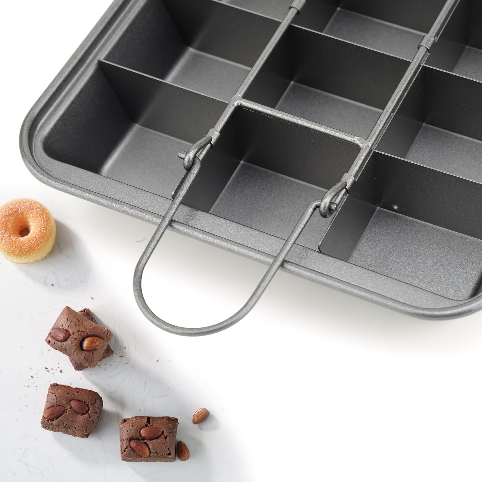 Kundalini brownie pan, estructura desmontable para limpieza fácil.