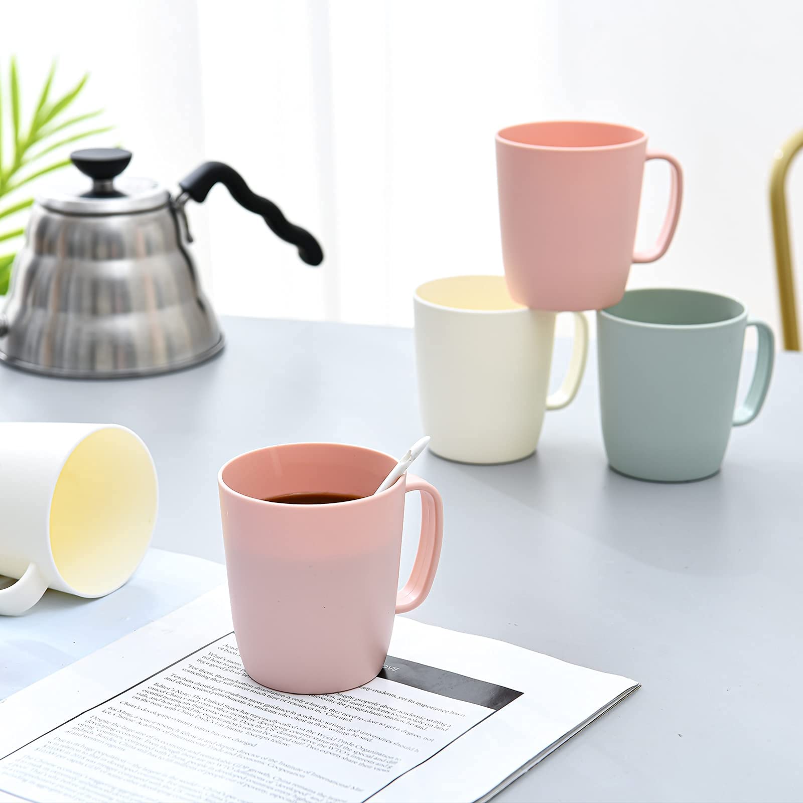 Kurala taza con asa cómodo 10 oz, listo para café en casa.