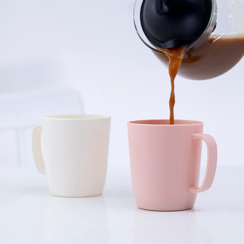 Kurala taza 10 oz verde, frontal, ideal para café o té diario.