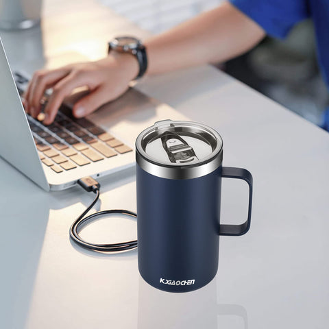 Asa amplia facilita sostener la taza con una mano.