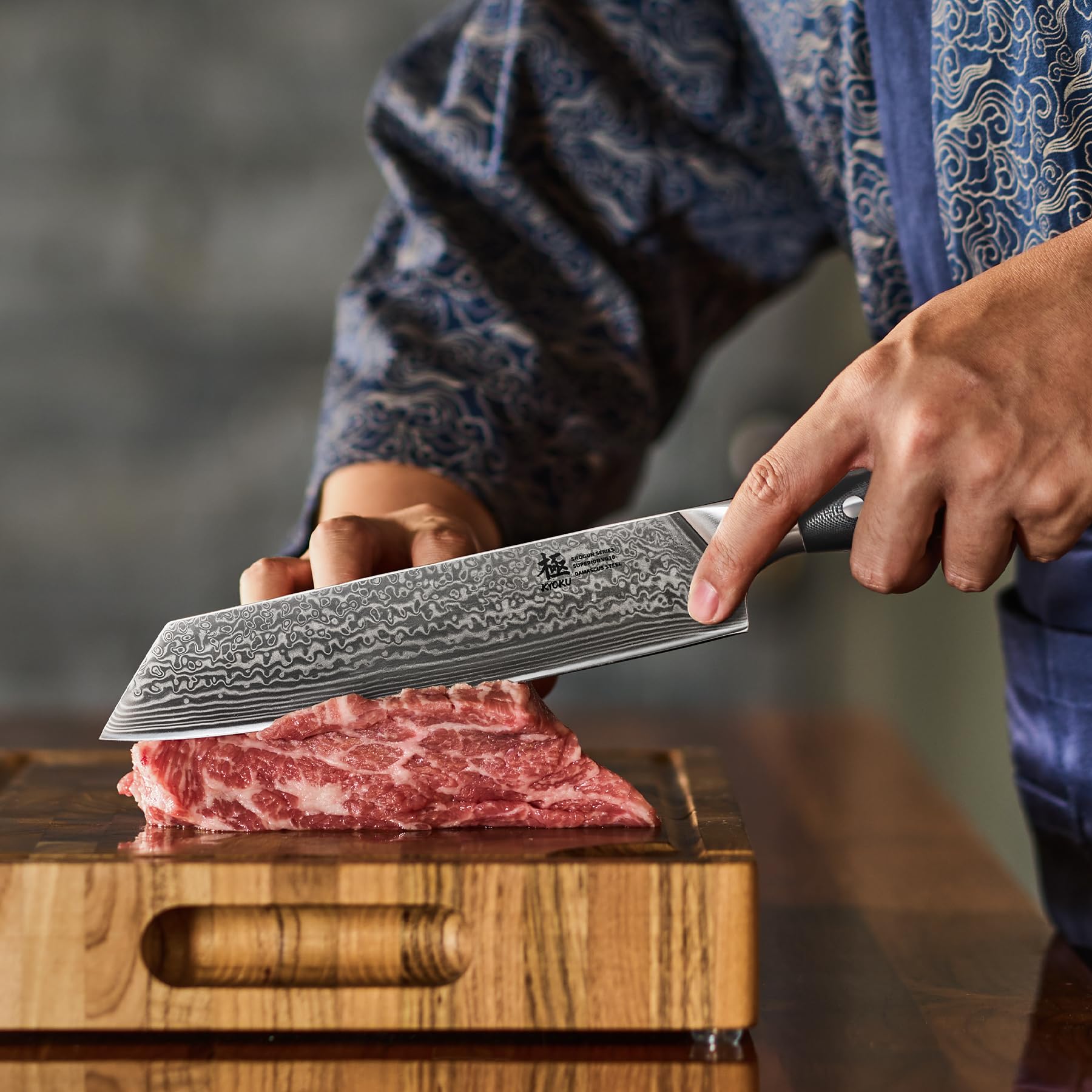 Mosaico de pines y mango robusto en KYOKU Kiritsuke.