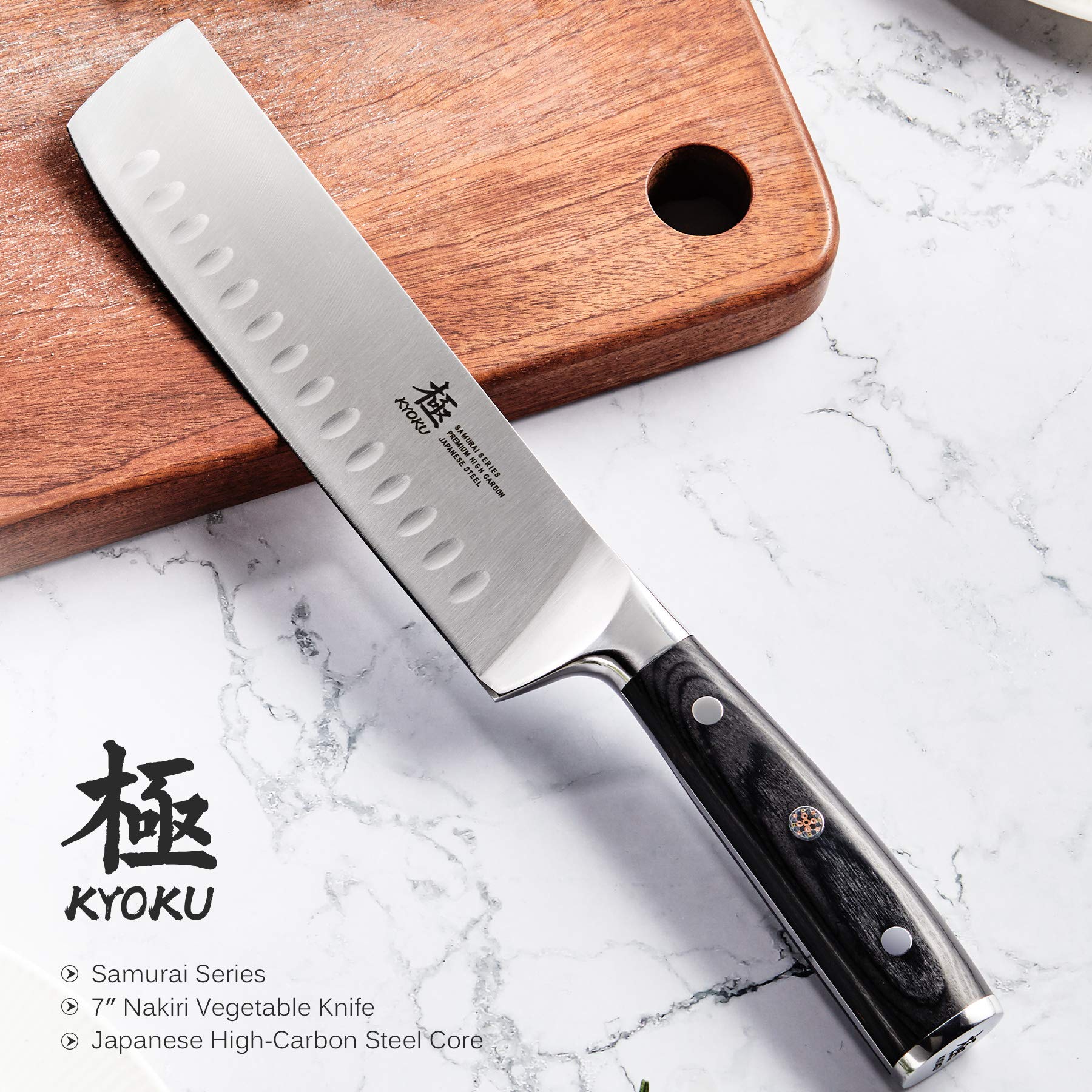 KYOKU Nakiri 7 - diseño ergonómico para reducir fatiga al picar.