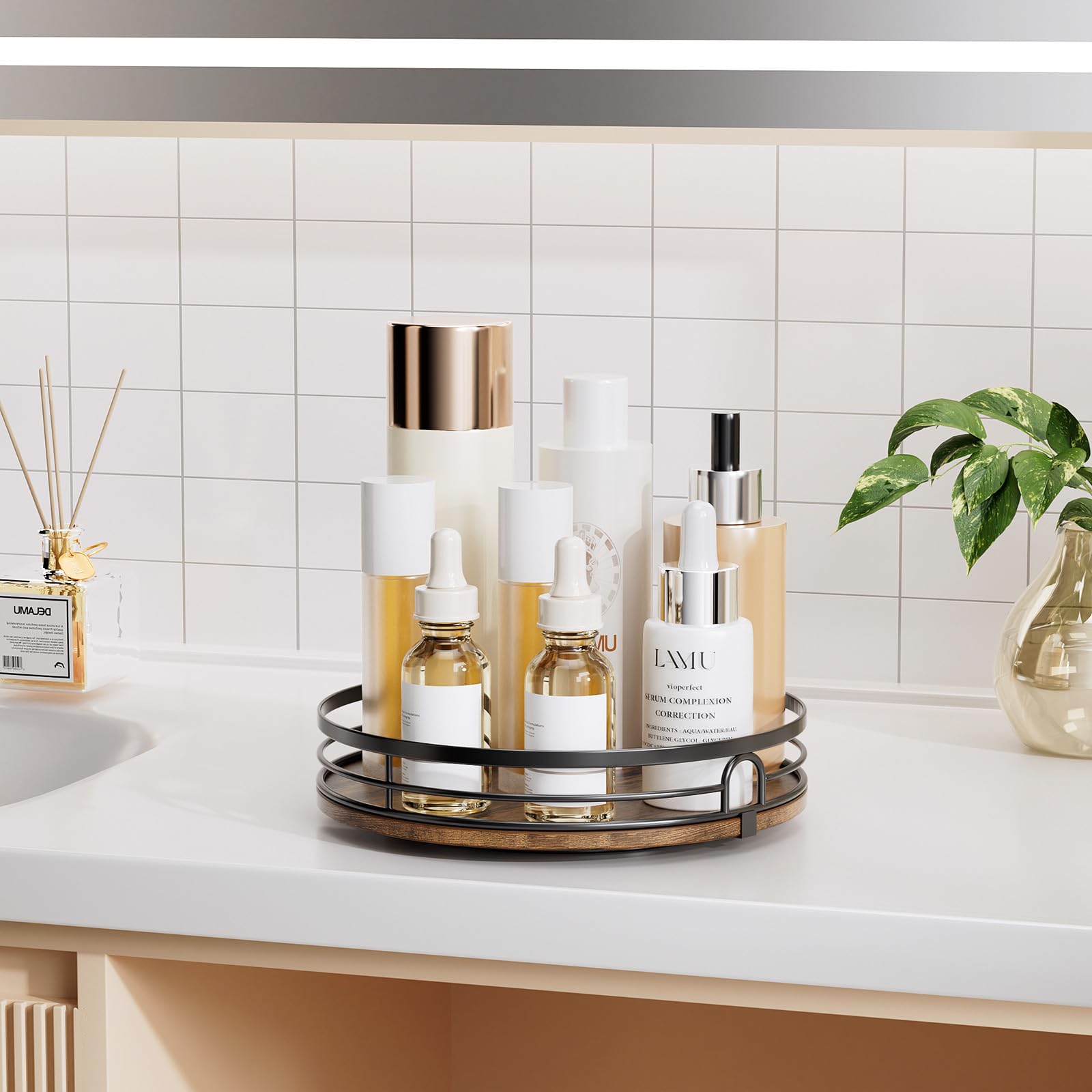 LAMU perfecto para baño y tocador con acabado elegante.