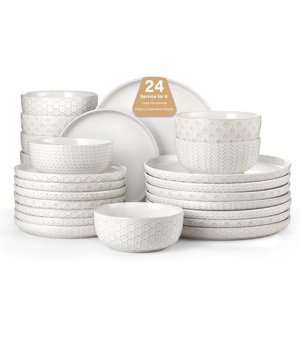 Vajilla Lareina con platos-relieve vintage blanco, ideal para cenas elegantes y cotidianas.