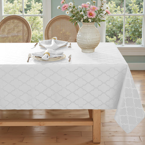 Mantel blanco Larponder ideal para comidas diarias