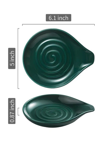 El diseño en espiral campo añade estilo campestre a la cocina.