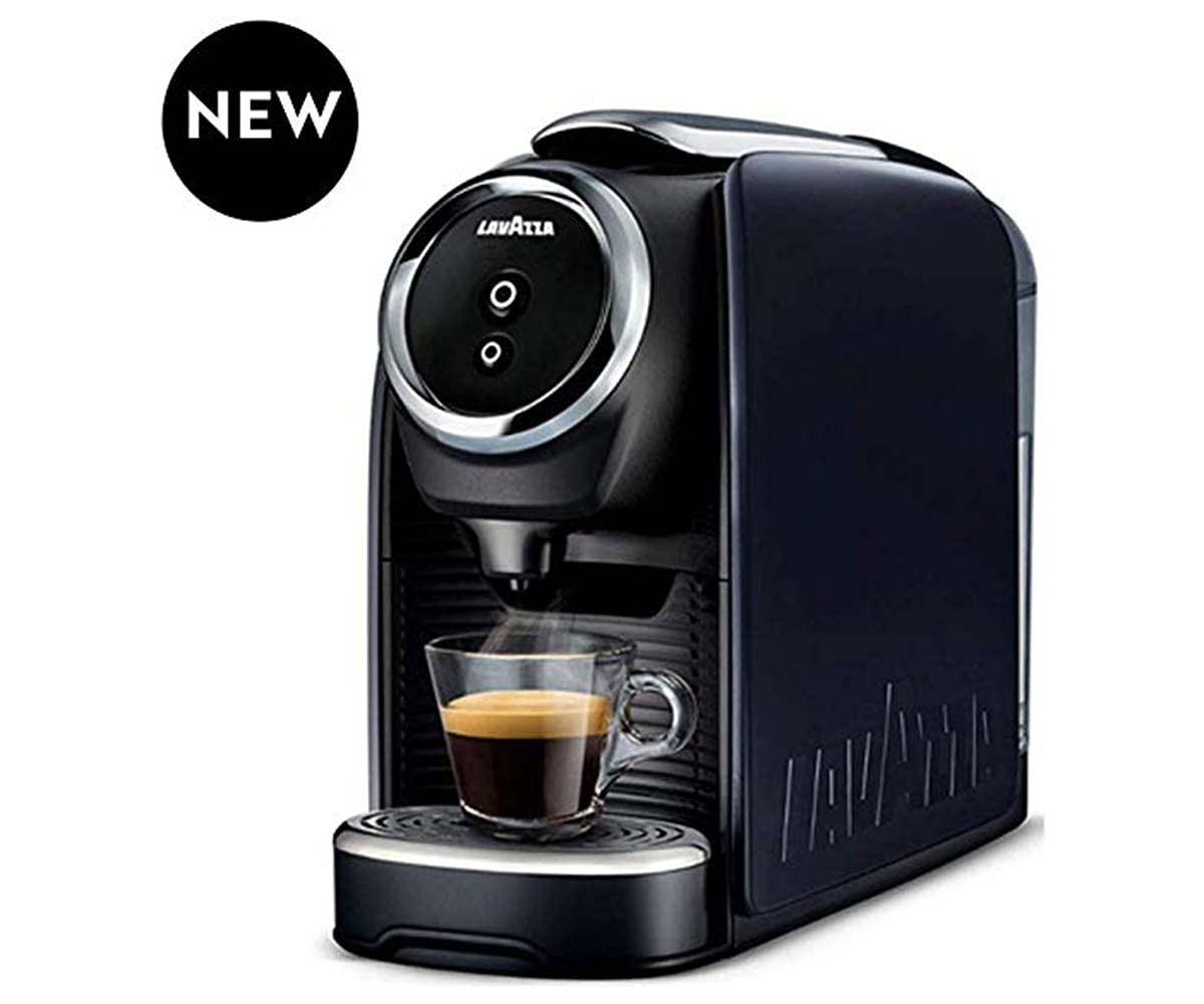 Lavazza Classy Mini, detalle cromado, diseño elegante para cocinas modernas.