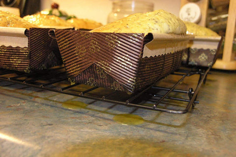 Lawei molde desechable y apilable, ahorro de espacio en cocina.