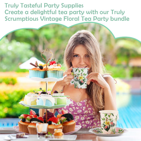 Layhit torre de pasteles de 3 niveles, exhibe postres con elegancia.