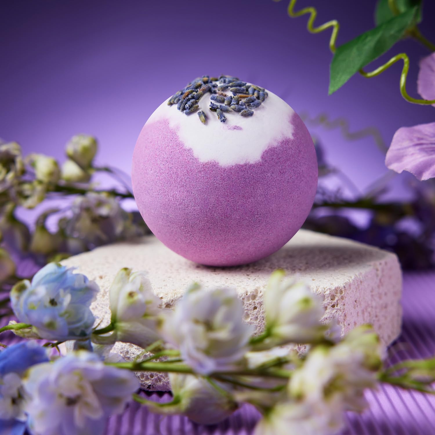 LE CADEAU jabón lavanda: cuidado de la piel suave y fragante.
