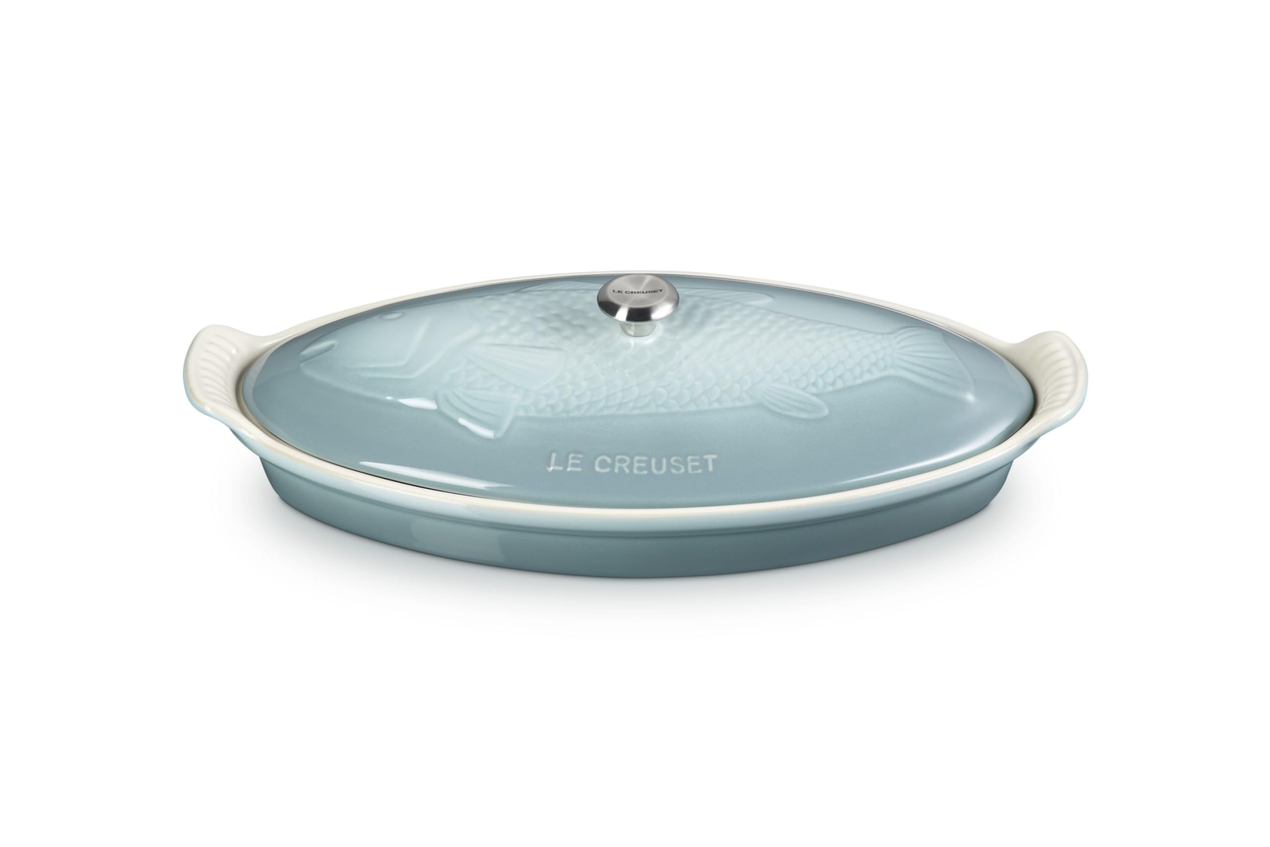 Le Creuset bandeja ovalada para pescado, cocción uniforme y presentación elegante.