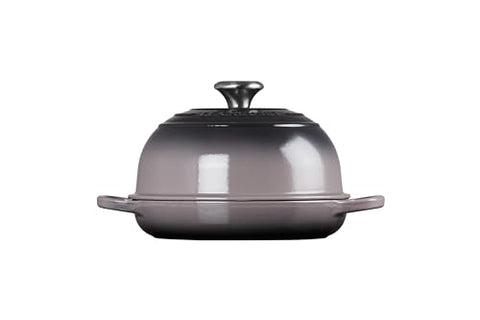 Le Creuset Horno de Pan base bajo perfil, dorado parejo en la base.