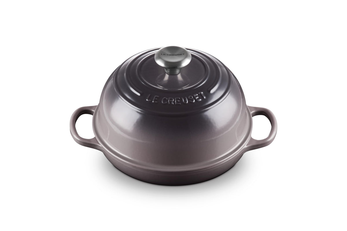 Le Creuset Horno de Pan exterior, acabado robusto para un horneado uniforme.