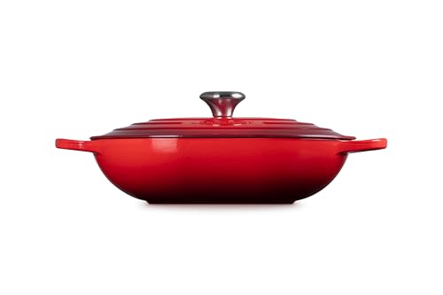 Distribución de calor uniforme de Le Creuset para dorados y cocciones consistentes.
