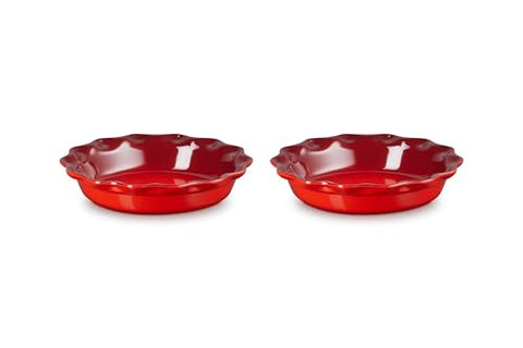 Le Creuset Molde para Tarta Heritage Fluted Cerise, borde escallado para porciones limpias.