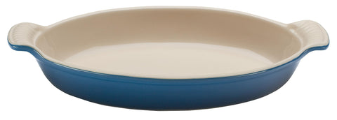 Le Creuset Heritage superficie antiadherente facilita desmolde y limpieza rápida.