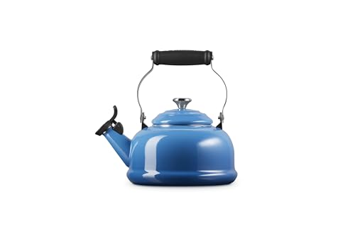 Detalle del pitido fijo de Le Creuset que avisa hervor para té o café.