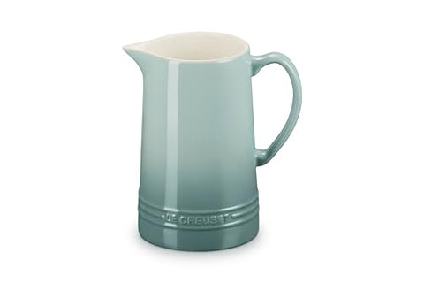 Jarra Le Creuset Sal Marina para uso diario en bebidas frías o calientes