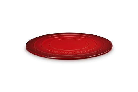 Le Creuset lado sin esmalte brinda borde crujiente en horneado.
