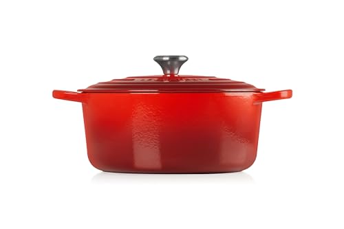 Mango ergonómico de Le Creuset ofrece agarre cómodo durante el manejo