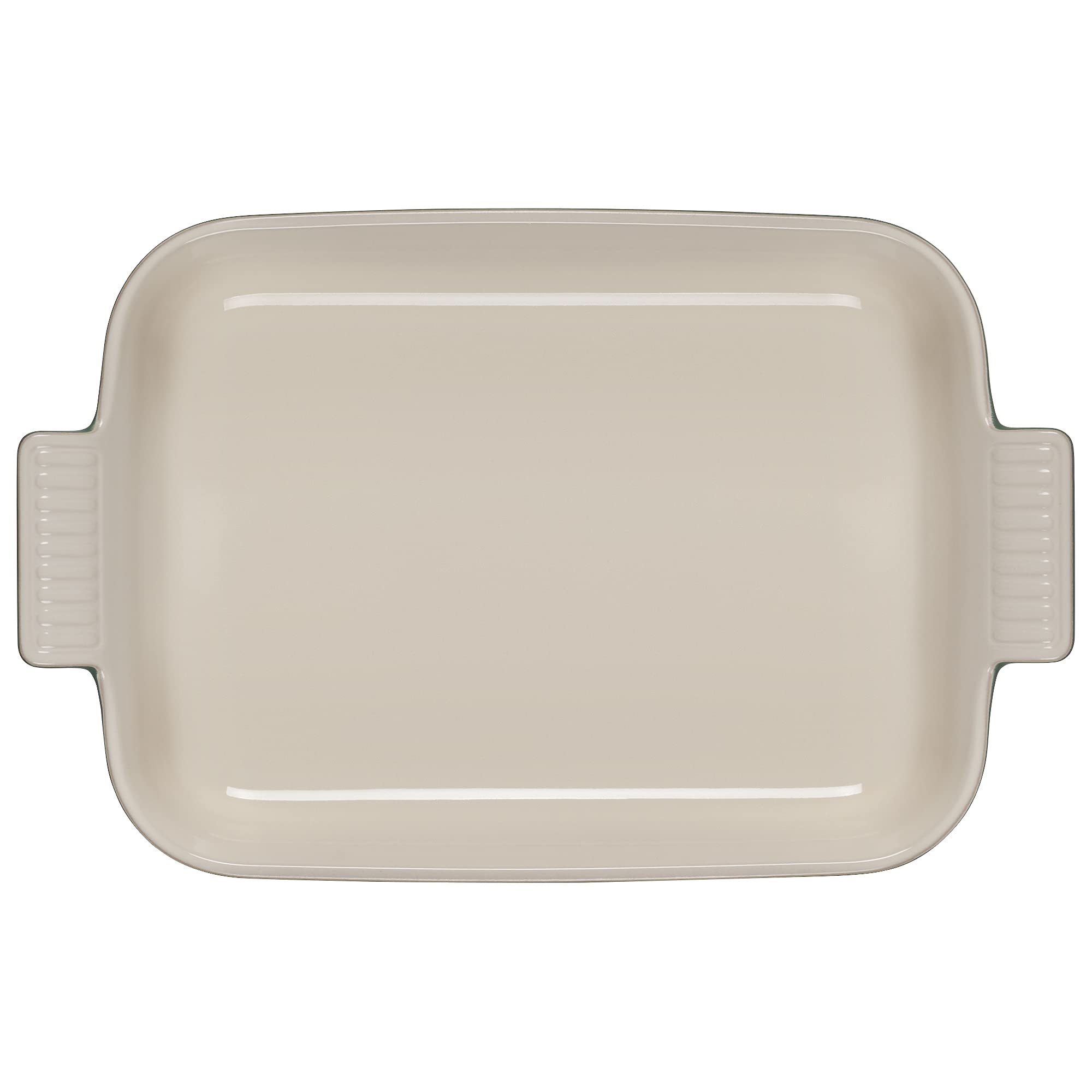 Le Creuset, mangos largos para facilitar el transporte y manejo del plato.