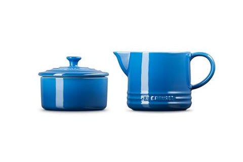 Le Creuset Marseille, primer plano del esmalte vibrante que resiste manchas.