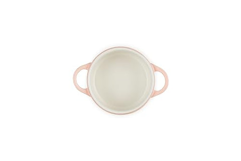 Le Creuset Mini Cocotte Peche, acabado esmaltado vibrante resistente a manchas