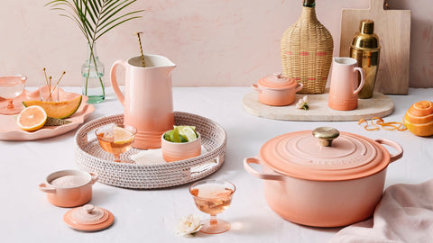 Le Creuset Mini Cocotte Peche, perfecta para preparación de ingredientes