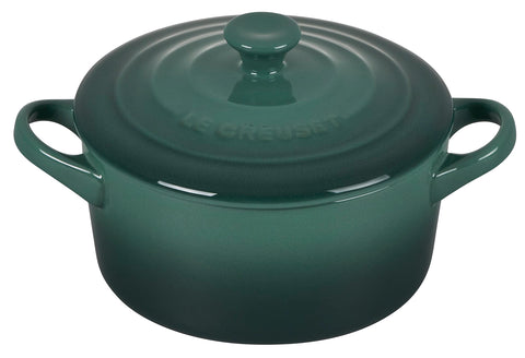 Le Creuset mini cocottes Artichaut libro de cocina: ideal para servir y presentar recetas.