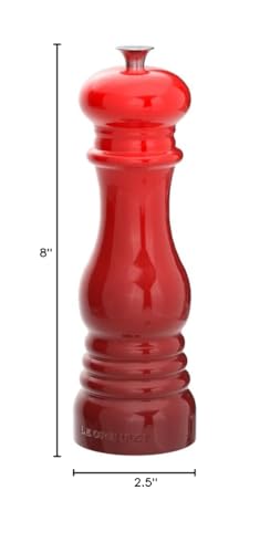 Molinillo Le Creuset Cerise en la cocina, diseño que combina con decoración