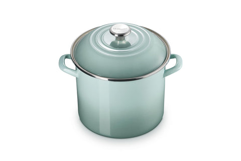 Olla Le Creuset esmaltada en acero 10 qt, escena general para hervir rápido