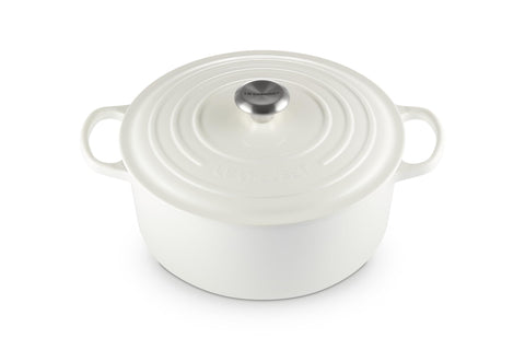 Le Creuset olla de hierro esmaltado blanca, vista superior para monitorear la cocción