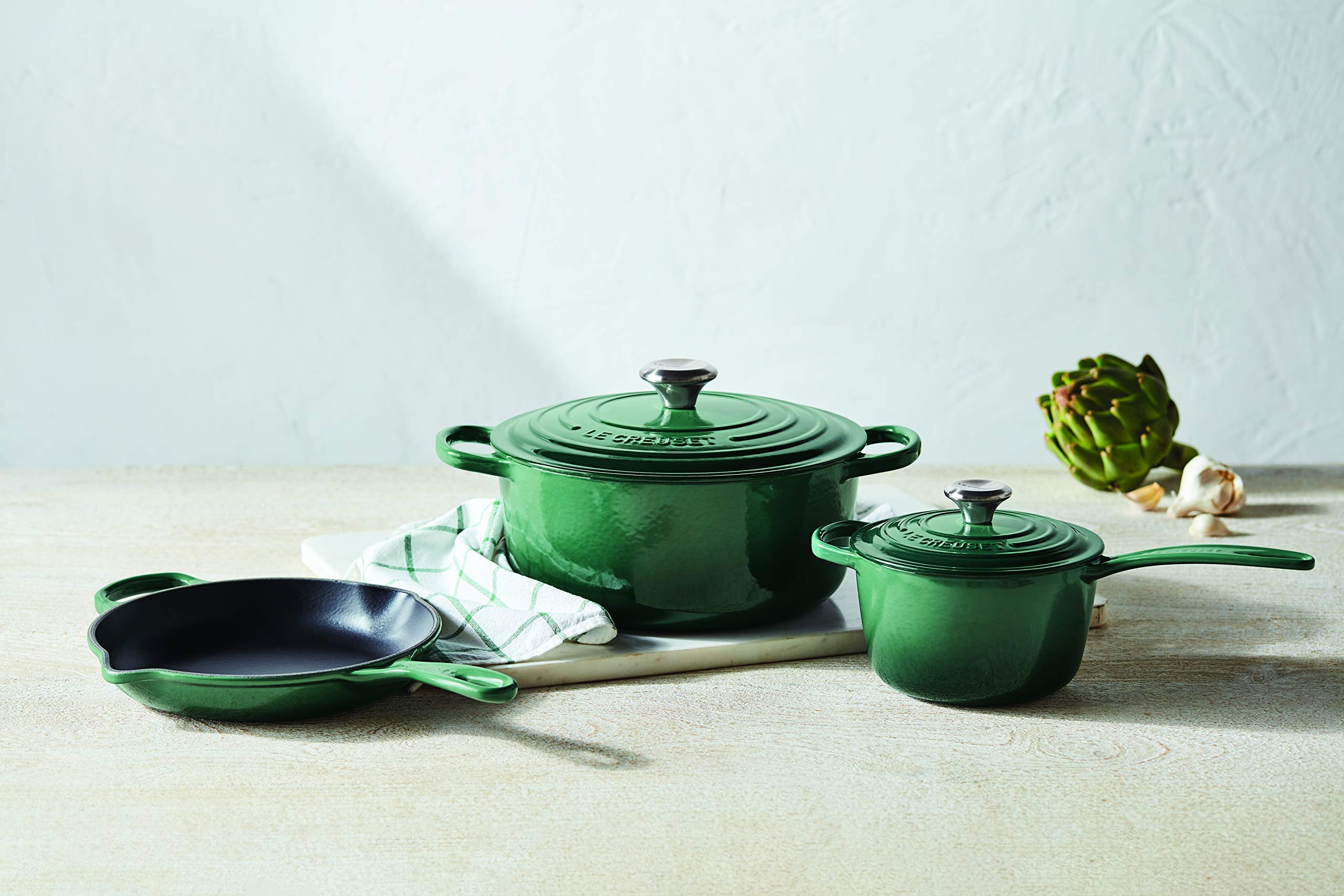 Le Creuset Olla Artichaut base resistente para cocción uniforme
