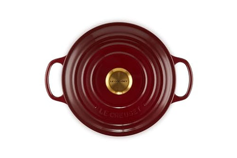 Interior esmaltado claro de Le Creuset facilita vigilar la cocción
