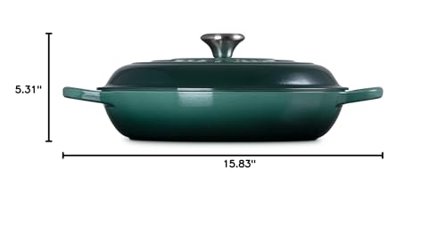 Le Creuset Braiser, peso ligero para su capacidad facilita manejo diario