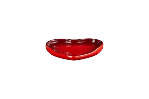 Le Creuset reposacucharas corazón cerise, ángulo lateral, diseño esmaltado anti manchas.