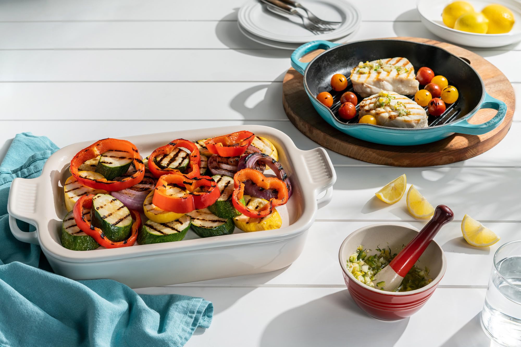 Le Creuset retención de calor mantiene caliente la comida al servir.