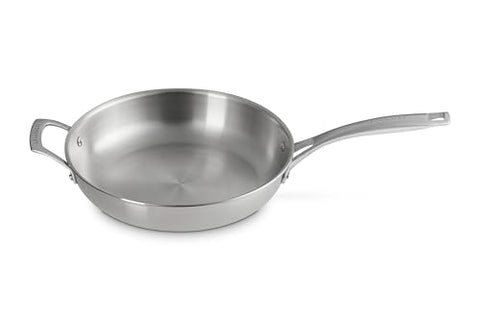 Le Creuset mango ergonómico: agarre cómodo durante la cocción.