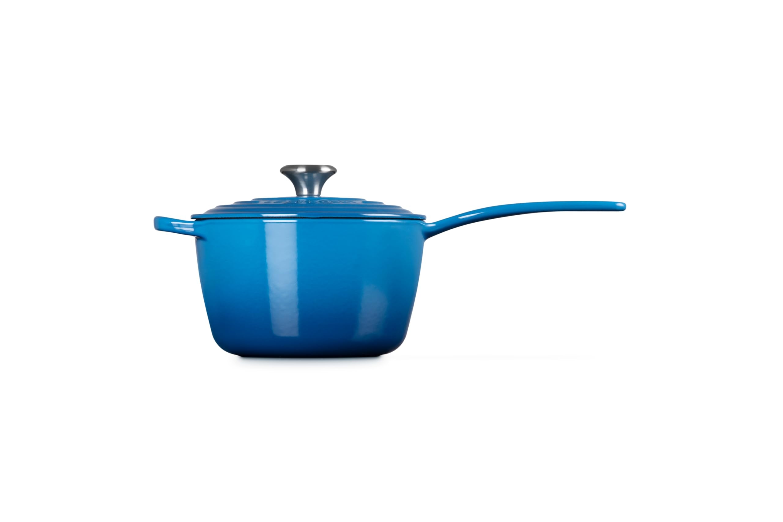 La sartén Le Creuset Signature esmaltado Marseille, interior claro para monitorear la cocción.
