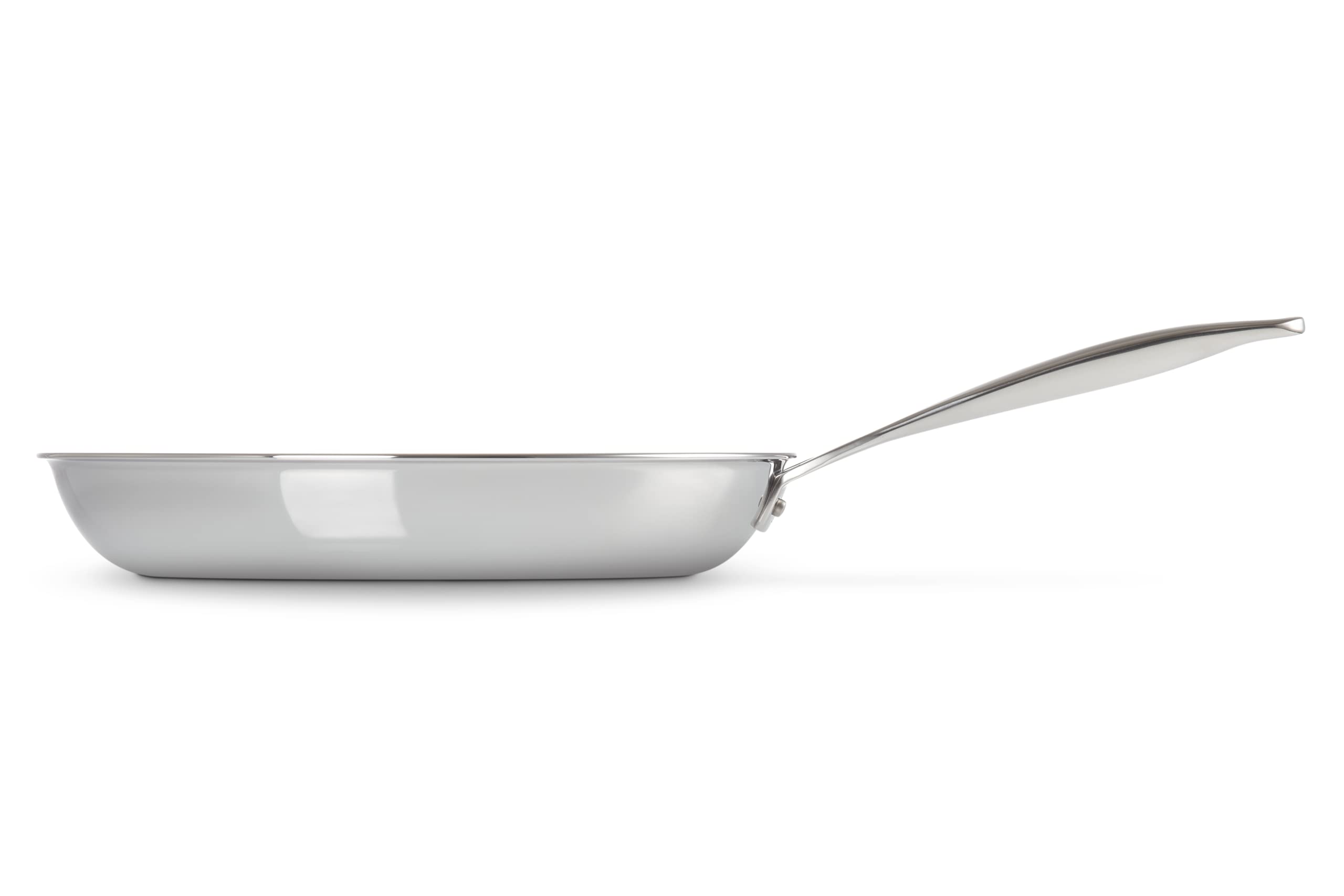 Borde de vertido sin goteo de la sartén Le Creuset Tri-Ply
