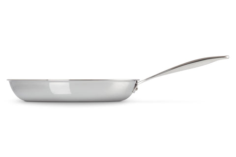 Borde de vertido sin goteo de la sartén Le Creuset Tri-Ply