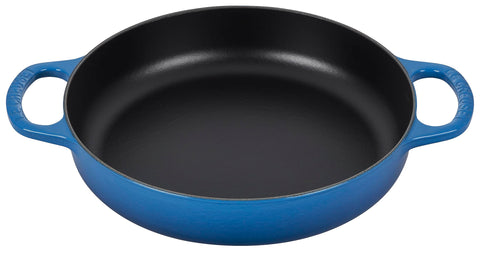Sartén Le Creuset Signature de 11 pulgadas Marseille, vista superior para planificar la cocción y distribución.
