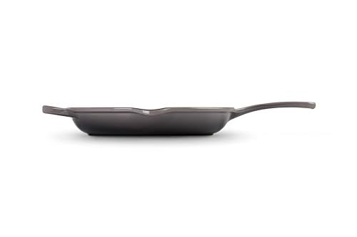 Mango de hierro Le Creuset Oyster, manejo cómodo