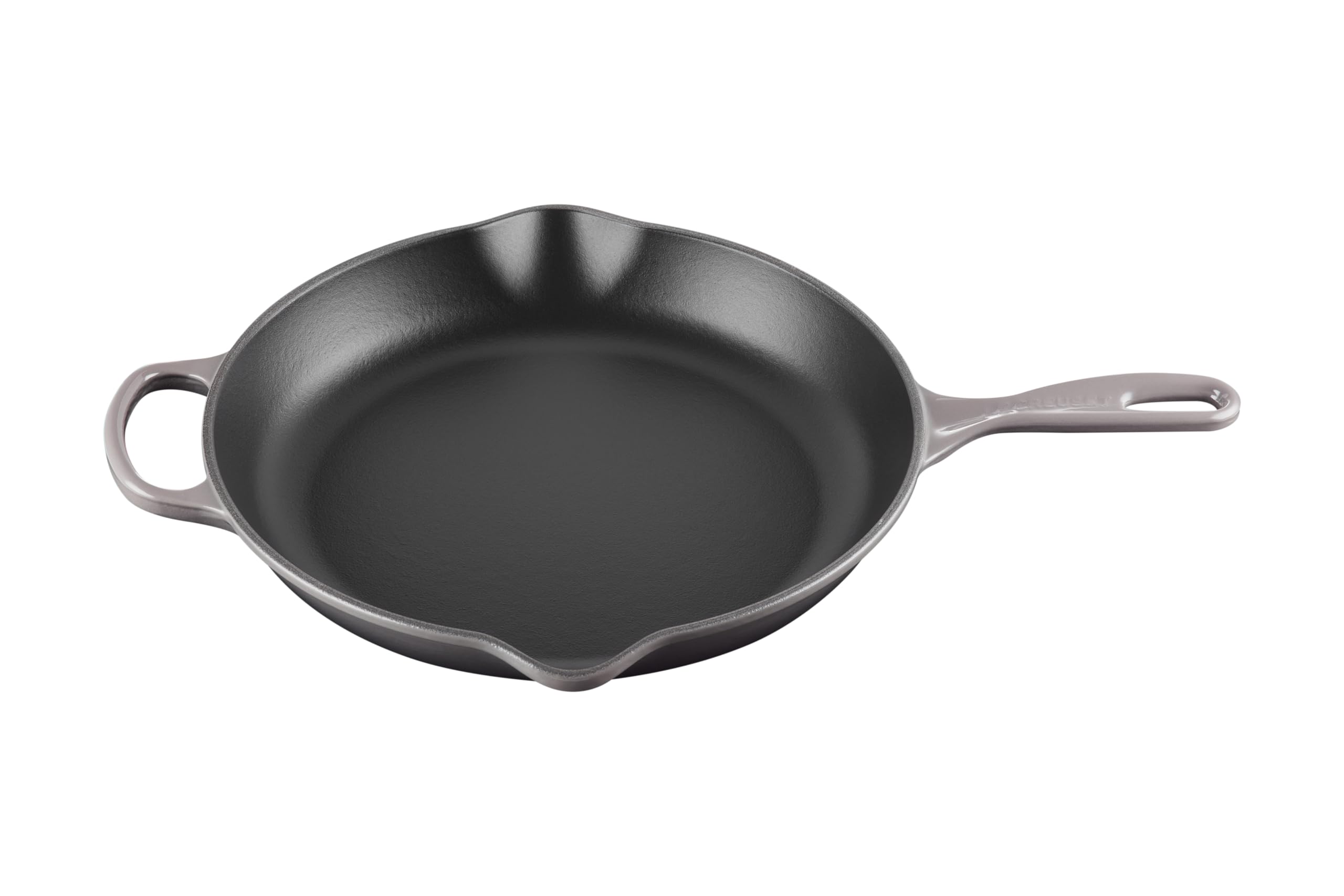 Le Creuset Signature: mango de hierro para un agarre cómodo al saltear