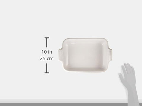 Le Creuset fuente rectangular con interior glaseado casi antiadherente, facilita desmoldar y limpiar.