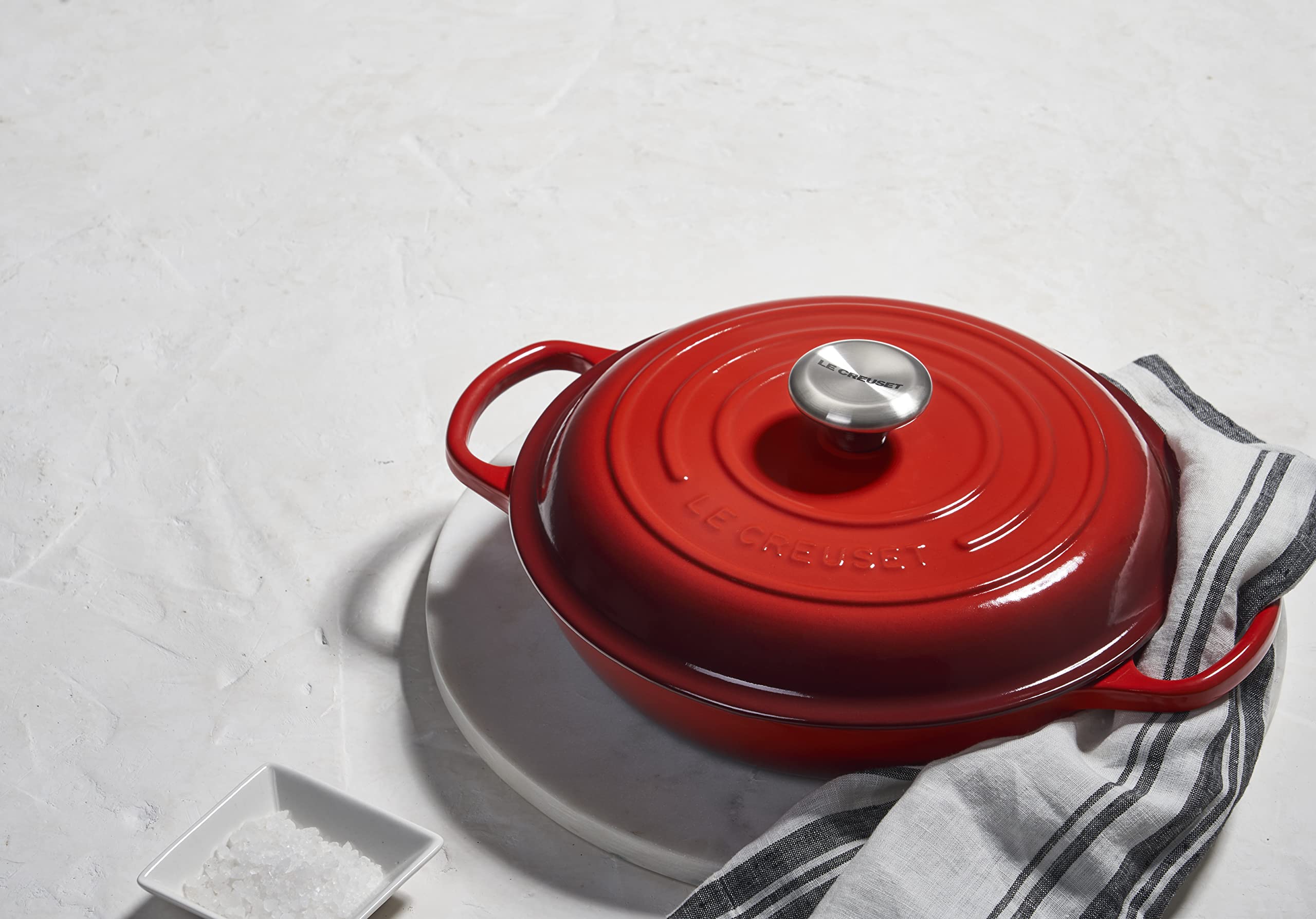Le Creuset Braiser, pomo de acero inoxidable seguro para altas temperaturas
