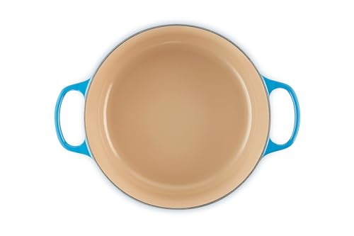 Le Creuset tapa muestra circulación de vapor y retiene humedad.