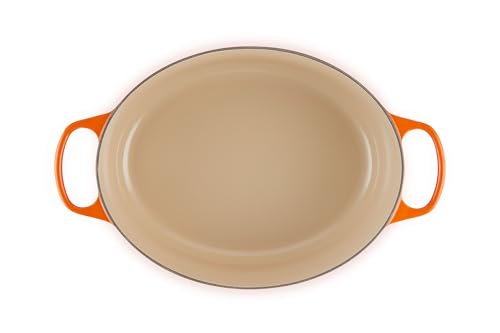 Le Creuset tapa esmaltada que facilita la circulación de vapor.