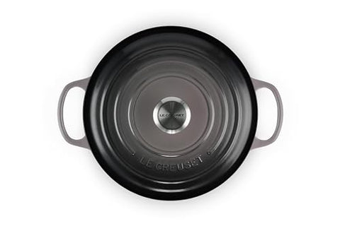 Le Creuset tapa esmaltada con circulación de vapor para conservar humedad.