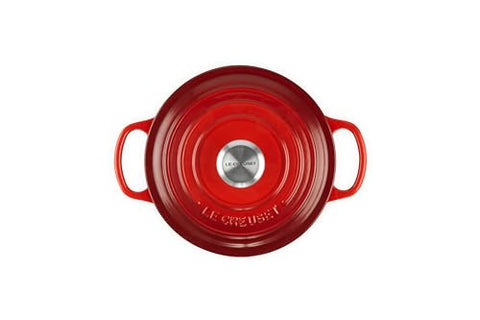 Le Creuset tapa con pomo de acero inoxidable, garantiza seguridad a altas temperaturas.